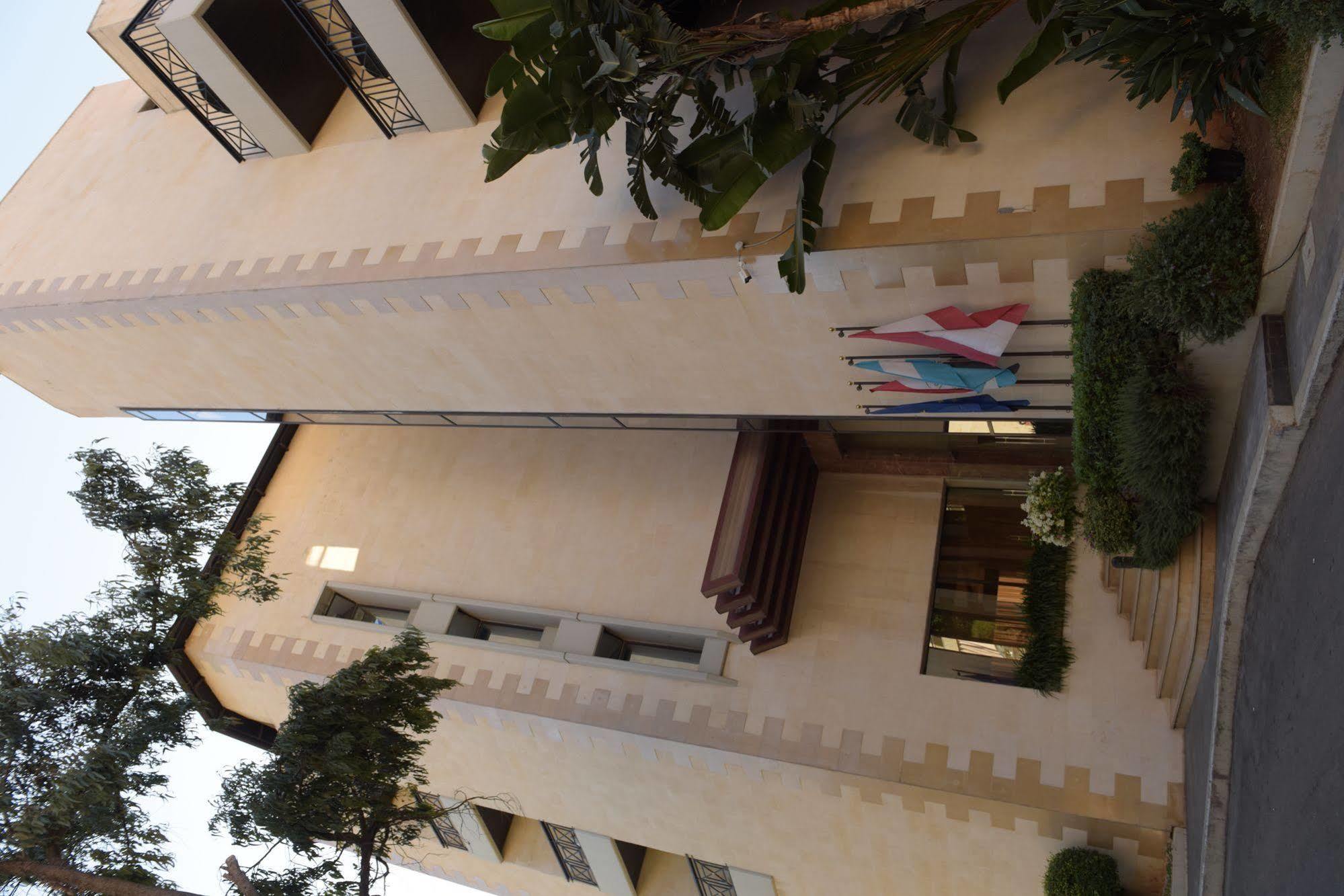 Luxor Hotel Dżunija Zewnętrze zdjęcie